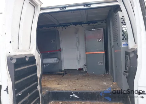 2002 Chevrolet Express from USA, damaged, VIN 1GCFG25MX21166715